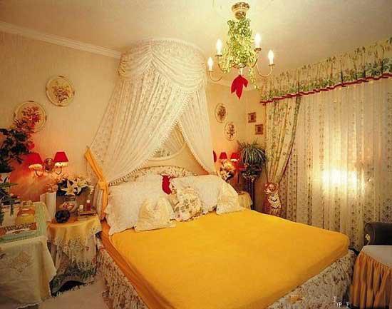 chambre a coucher jaune blanc casse